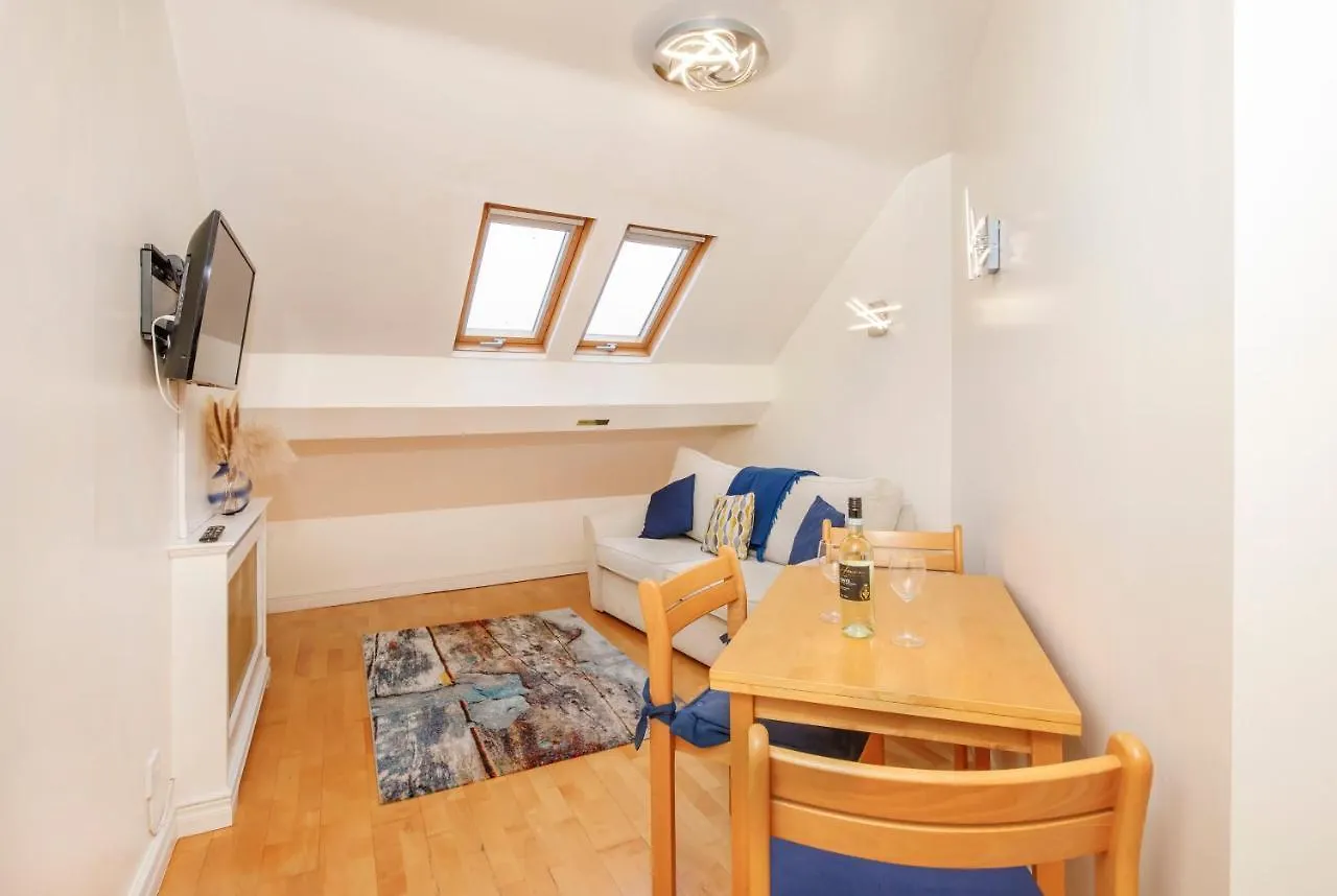 Shambles Suites In The Centre Of York, Sleeps 16 Apartment